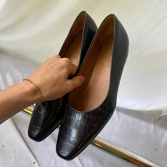 Ralph Lauren Black Leather Flats - Picture 9 of 9